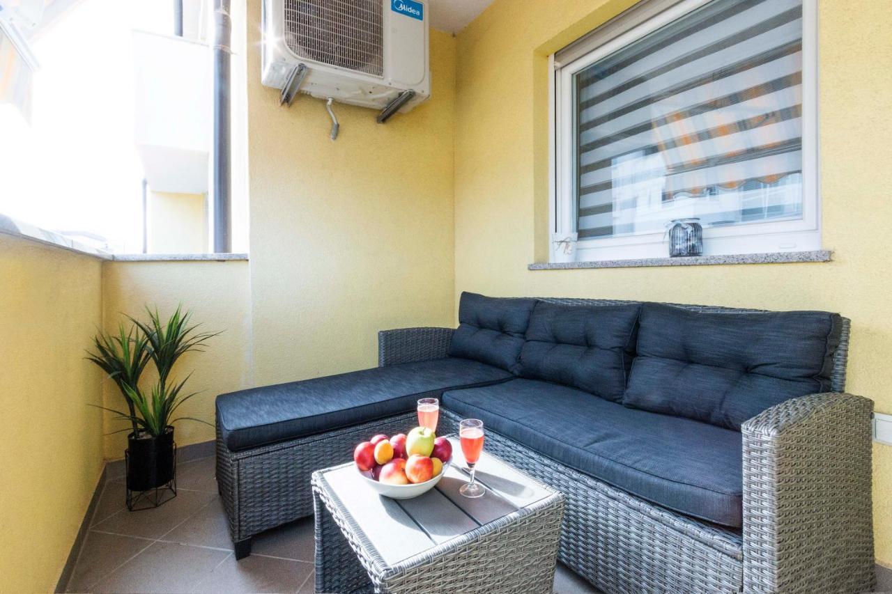 Apartment Elena Pula Luaran gambar