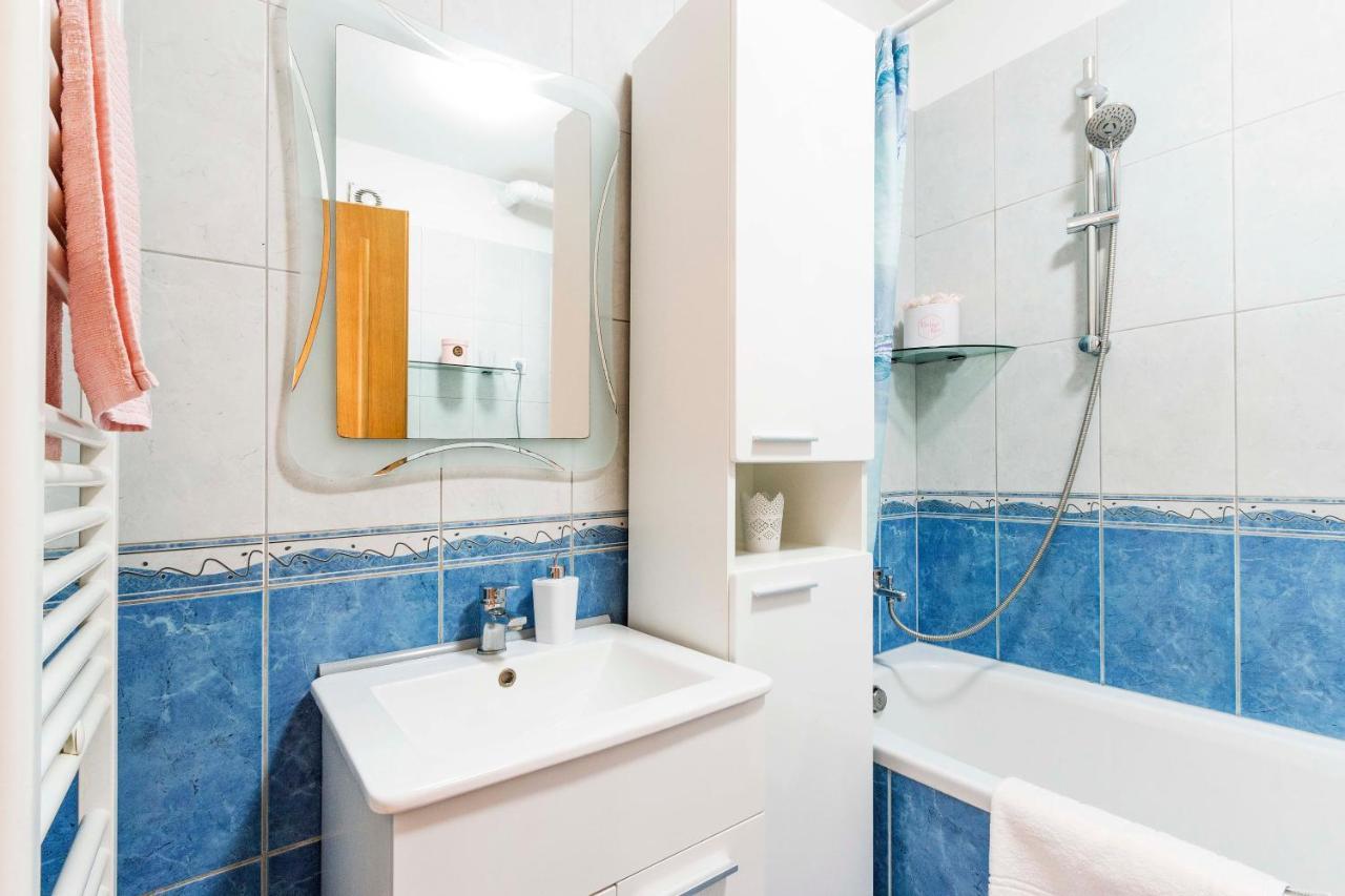 Apartment Elena Pula Luaran gambar